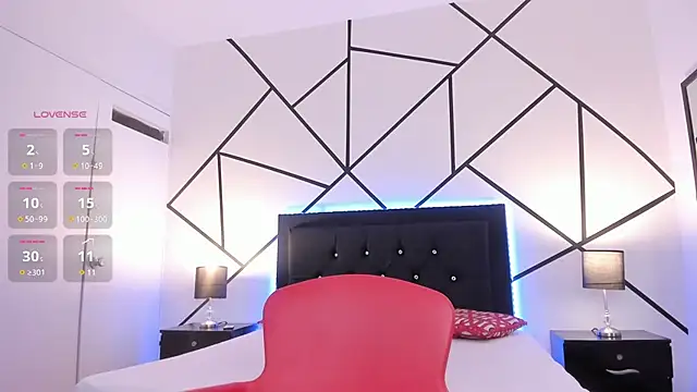 Liiam smith  online show from 02/11/25, 11:54