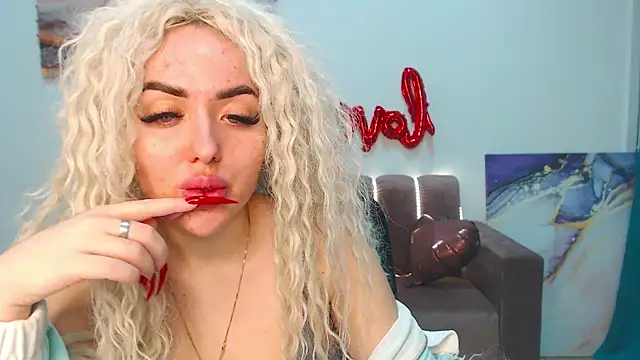 MissisCaty online show from 02/13/25, 07:42