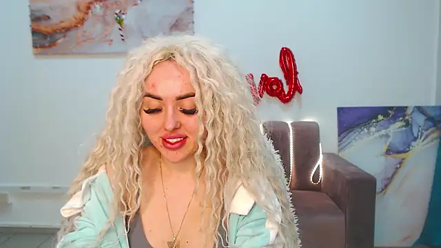 MissisCaty online show from 02/13/25, 10:43