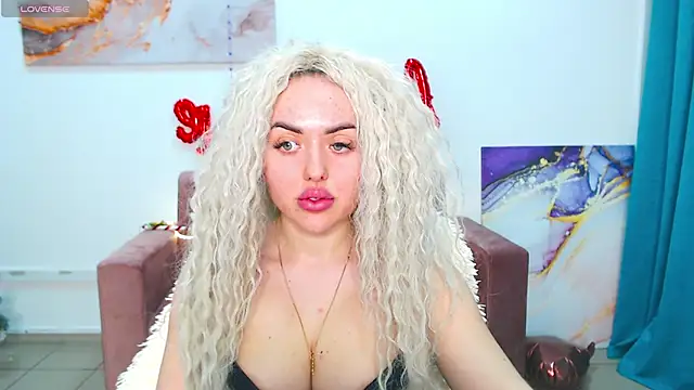 MissisCaty online show from 02/24/25, 10:58