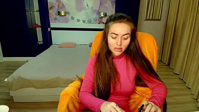 Snapshot of MissisCaty chatting on 11/24/25, 11:37 MissisCaty online show from 11/24/25, 11:37