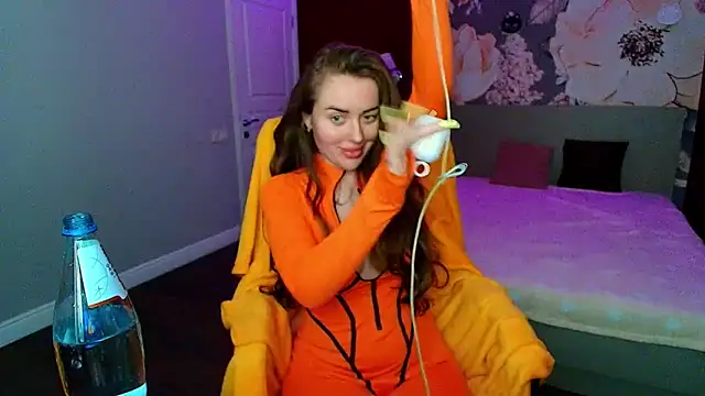 MissisCaty online show from 05/16/26, 07:01