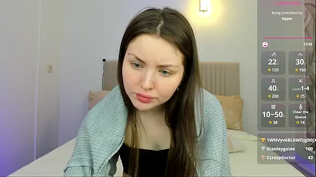 Snapshot of Lora_Rosee chatting on 02/19/25, 09:39 Lora Rosee online show from 02/19/25, 09:39