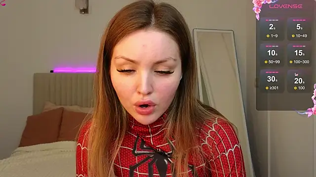 Snapshot of Lora_Rosee chatting on 09/19/25, 11:55 Lora Rosee online show from 09/19/25, 11:55