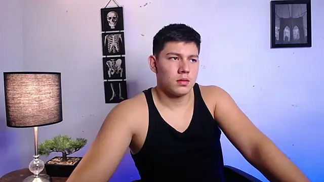 JamesCr  online show from 11/08/25, 12:11