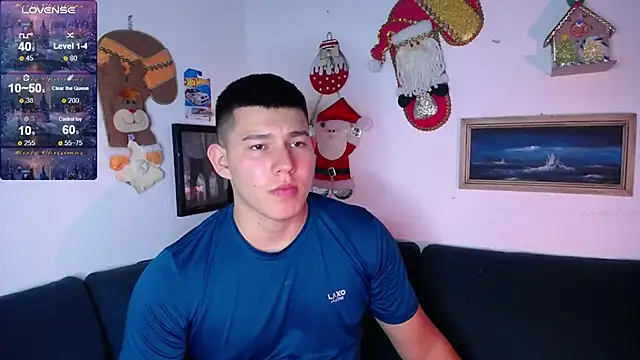 Snapshot of JamesCr_ chatting on 12/18/25, 12:27 JamesCr online show from 12/18/25, 12:27