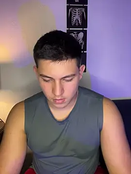 Snapshot of JamesCr_ chatting on 01/12/26, 12:05 JamesCr online show from 01/12/26, 12:05