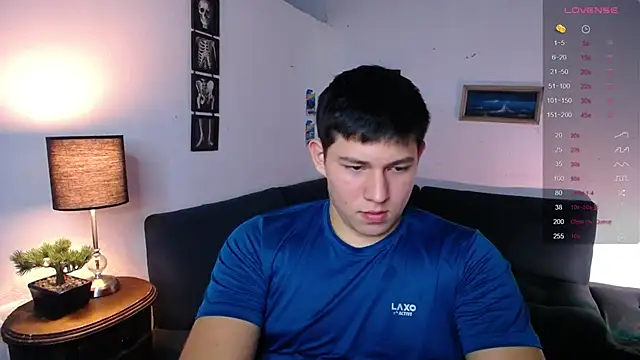 Snapshot of JamesCr_ chatting on 02/06/26, 12:26 JamesCr online show from 02/06/26, 12:26