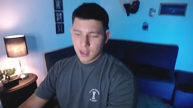 Snapshot of JamesCr_ chatting on 04/07/26, 02:34 JamesCr online show from 04/07/26, 02:34