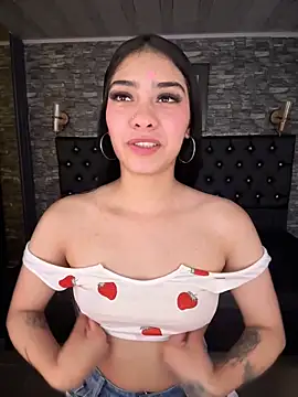 TayylorSexx online show from 06/18/26, 05:30
