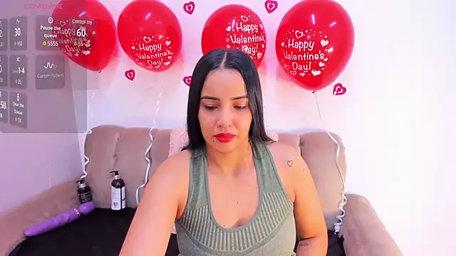 Snapshot of Violetta_0 chatting on 02/15/25, 01:38 Violetta 0 online show from 02/15/25, 01:38