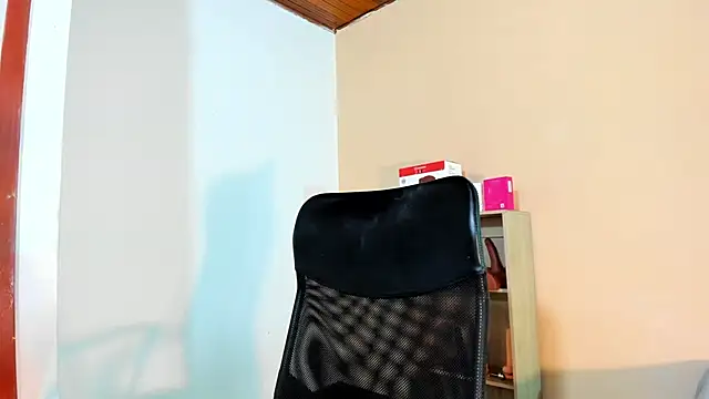 Violetta 0 online show from 03/03/26, 12:22