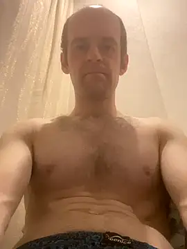 Snapshot of LynnAhNight chatting on 10/22/25, 03:29 LynnAhNight online show from 10/22/25, 03:29