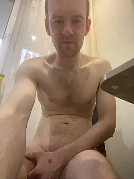 LynnAhNight online show from 02/23/26, 05:27