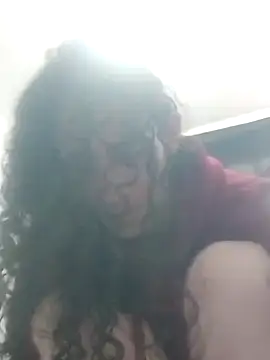 Snapshot of cassidy_blossom chatting on 03/17/25, 04:11 cassidy blossom online show from 03/17/25, 04:11