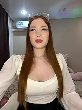 Snapshot of JessRoal chatting on 02/28/25, 01:03 JessRoal online show from 02/28/25, 01:03