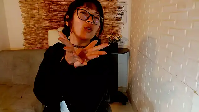 Luna 7 777 online show from 03/19/25, 04:47