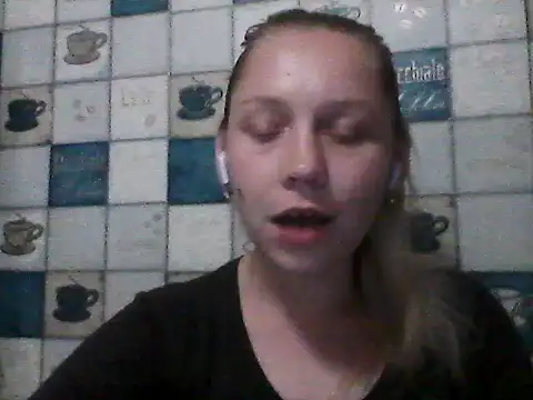 Snapshot of Anna_wey chatting on 06/07/26, 07:06 Anna wey online show from 06/07/26, 07:06
