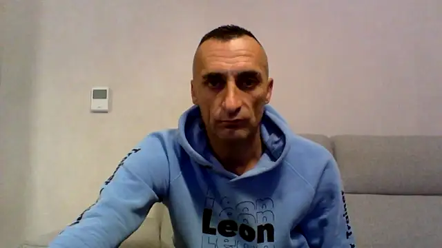 ANGELSANTAMARIA- online show from 10/09/25, 11:58