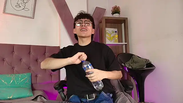 PepperTwink online show from 11/20/25, 05:12