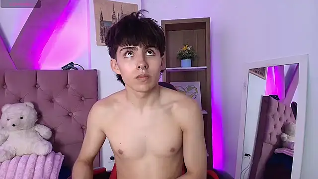 PepperTwink online show from 04/02/26, 04:04