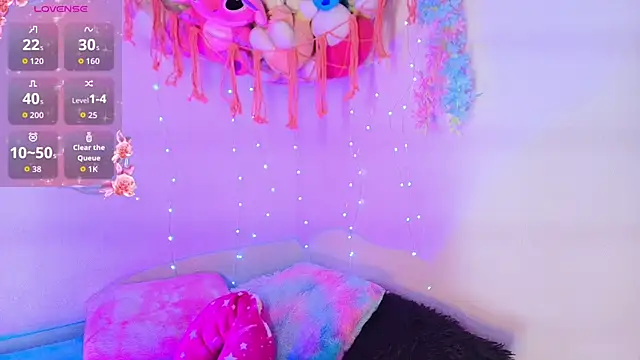 maddie 18 online show from 09/18/25, 10:17