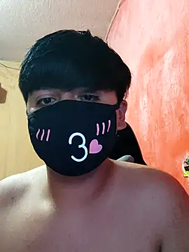 LuisA Femm online show from 02/18/25, 05:42