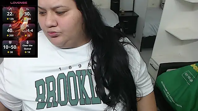 Aaliyah11 online show from 10/15/25, 02:01