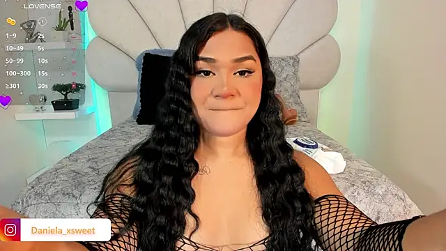 Danielaangelina online show from 11/05/25, 06:46