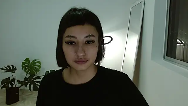 Snapshot of ggor4w33 chatting on 02/02/25, 10:35 ggor4w33 online show from 02/02/25, 10:35