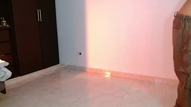 Snapshot of ggor4w33 chatting on 02/05/25, 06:24 ggor4w33 online show from 02/05/25, 06:24