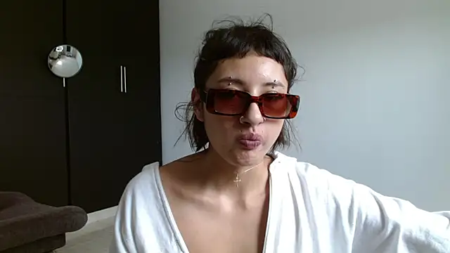 Snapshot of ggor4w33 chatting on 02/05/25, 04:58 ggor4w33 online show from 02/05/25, 04:58