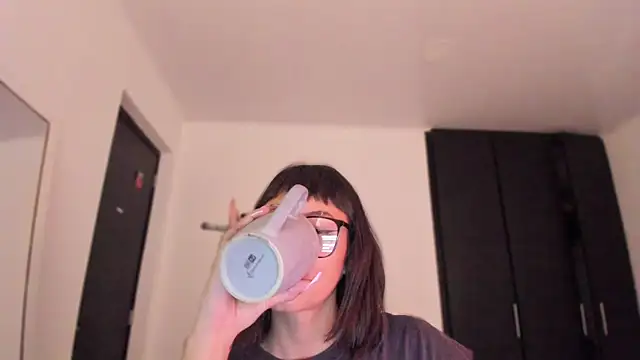 Snapshot of ggor4w33 chatting on 10/06/25, 11:51 ggor4w33 online show from 10/06/25, 11:51