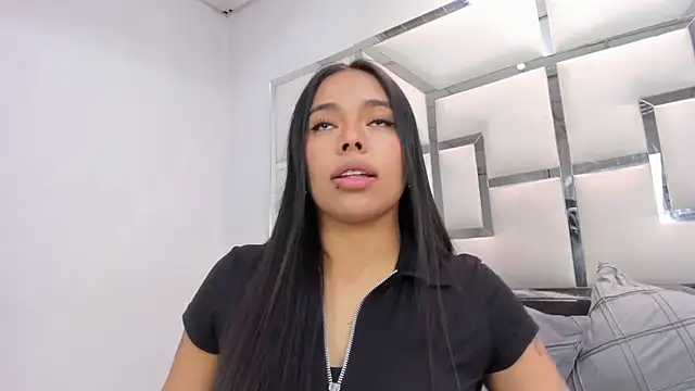 ZoeWan69 online show from 02/25/26, 01:43