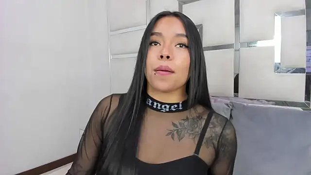 ZoeWan69 online show from 04/09/26, 01:27