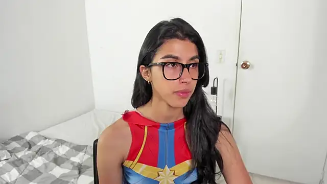 Snapshot of Mazikeen__18 chatting on 06/23/26, 12:58 Mazikeen 18 online show from 06/23/26, 12:58