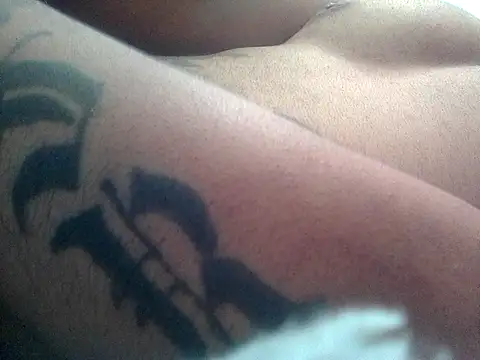 Snapshot of Hbig121 chatting on 09/26/25, 02:26 Hbig121 online show from 09/26/25, 02:26