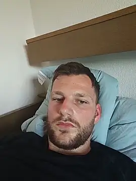 Snapshot of Cosmin224451 chatting on 06/21/26, 08:50 Cosmin224451 online show from 06/21/26, 08:50