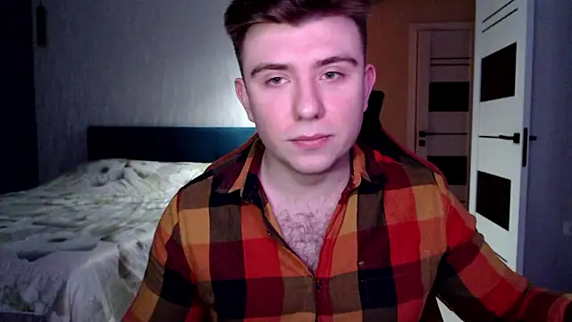 Snapshot of honey_furry chatting on 03/07/26, 10:40 honey furry online show from 03/07/26, 10:40