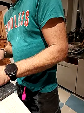 Dam70 online show from 11/08/25, 05:23