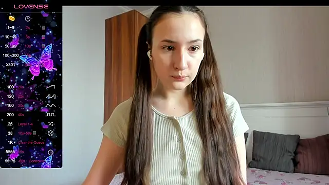 Cute  Nana online show from 02/22/26, 06:35