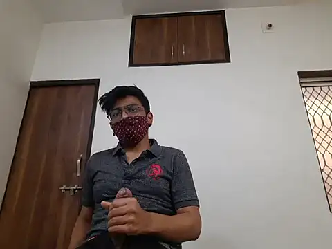 Snapshot of kk77102 chatting on 02/24/25, 06:49 kk77102 online show from 02/24/25, 06:49