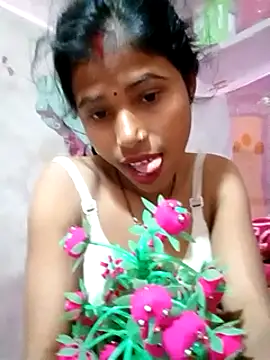 Miss triha online show from 02/05/25, 08:04