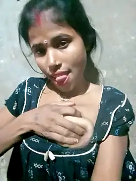 Miss triha online show from 03/04/25, 01:01