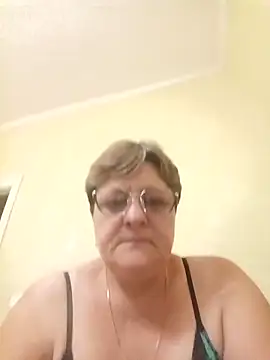 ElzaJewel online show from 09/28/25, 08:36