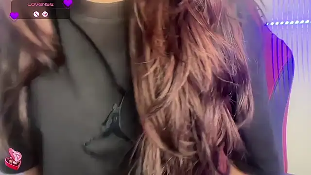 Snapshot of EZ_shuvani chatting on 10/03/25, 06:38 EZ shuvani online show from 10/03/25, 06:38