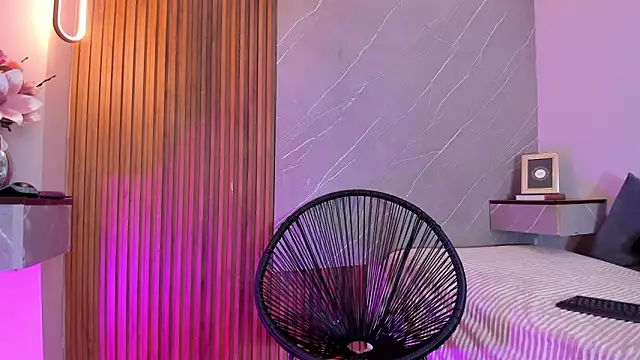 ariana jhonson1 online show from 02/07/25, 04:03