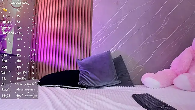 ariana jhonson1 online show from 09/26/25, 12:53