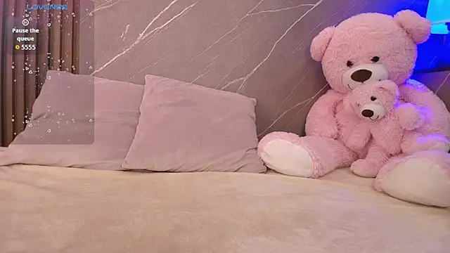 ariana jhonson1 online show from 02/10/26, 12:20