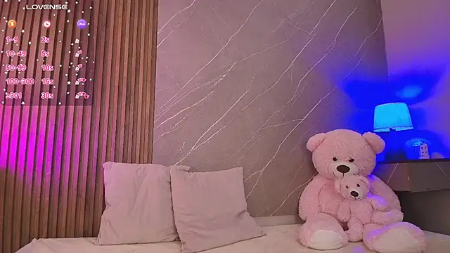 ariana jhonson1 online show from 03/21/26, 12:32